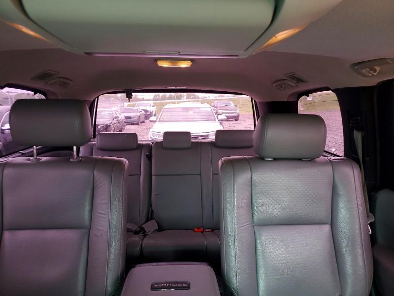 2010 TOYOTA SEQUOIA PLATINUM — Фото 10 из 13