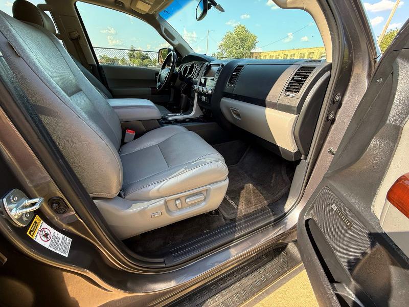2012 TOYOTA SEQUOIA PLATINUM — Фото 5 из 10