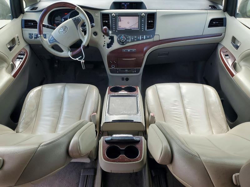 2013 TOYOTA SIENNA LIMITED 7-PASSENGER — Фото 8 из 13