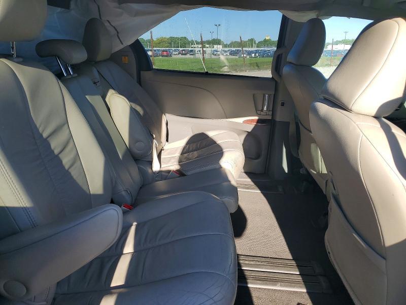 2011 TOYOTA SIENNA XLE 8-PASSENGER — Фото 11 из 13