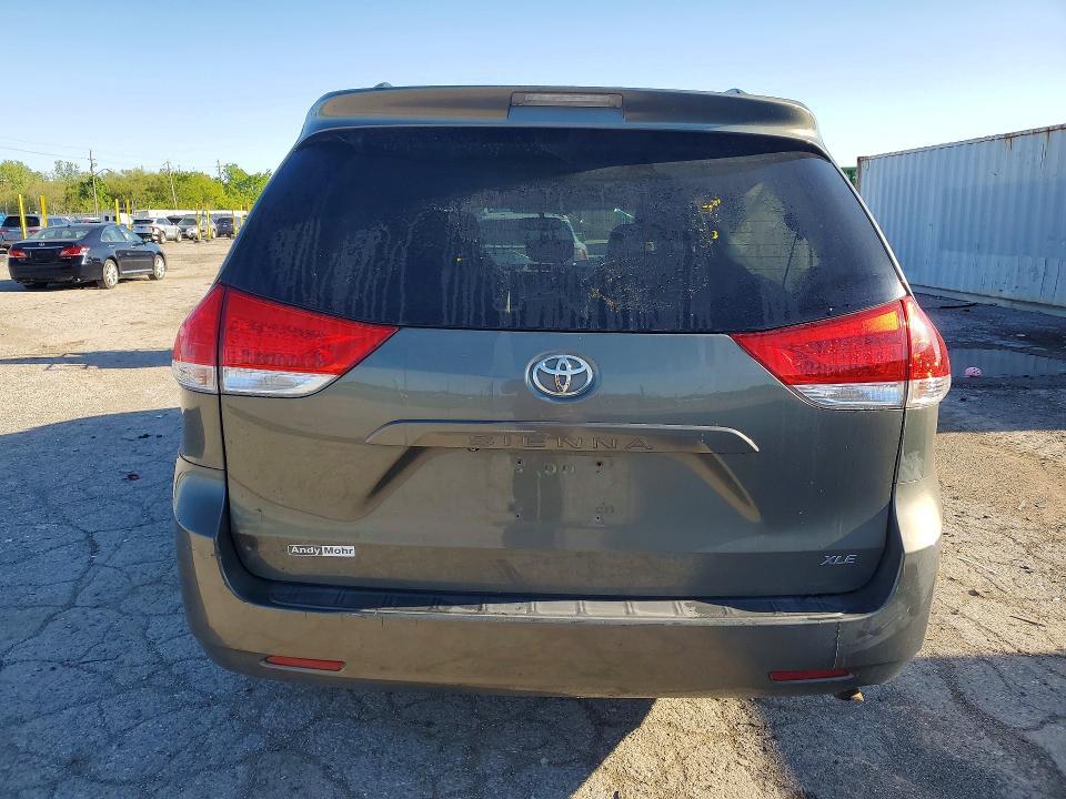 2011 TOYOTA SIENNA XLE 8-PASSENGER — Фото 6 из 13