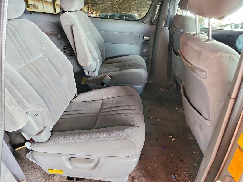 2003 TOYOTA SIENNA LE — Фото 11 из 13