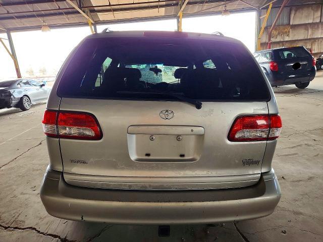 2003 TOYOTA SIENNA LE — Фото 6 из 13