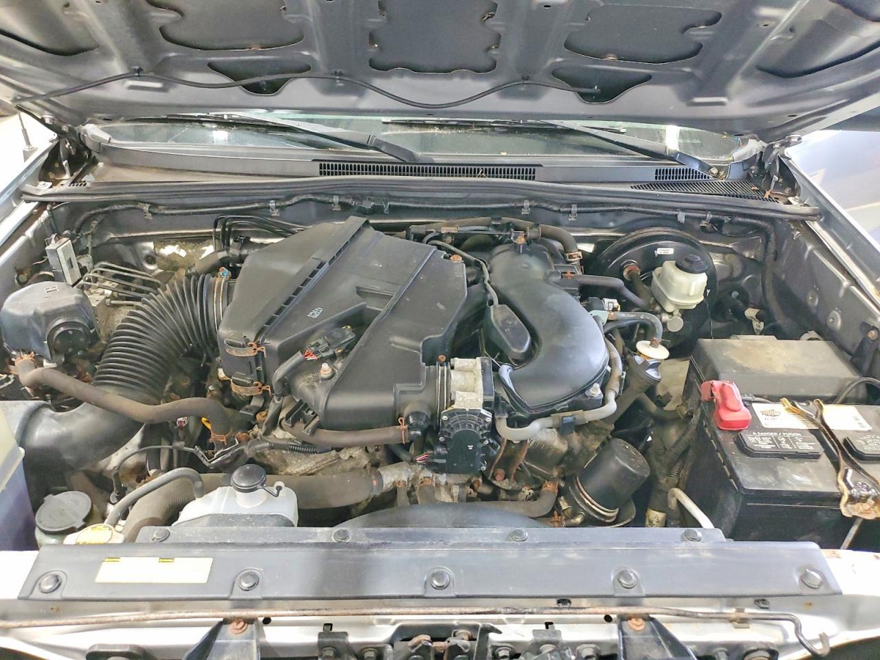 2014 TOYOTA TACOMA V6 — Фото 11 из 12