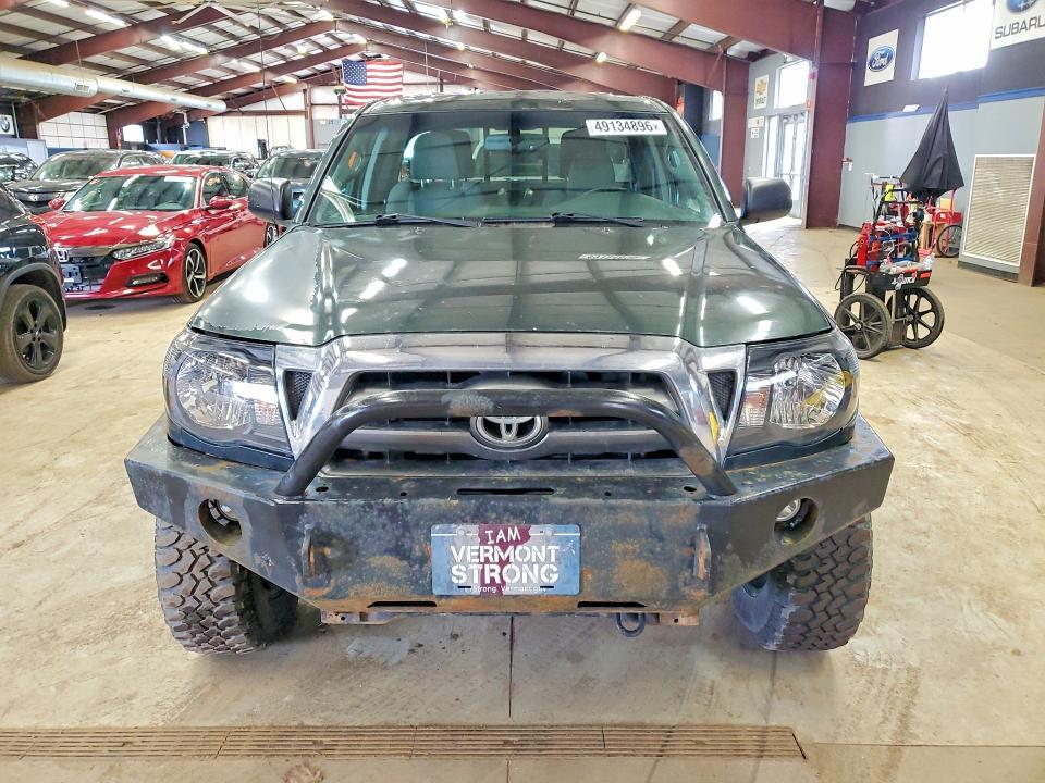 2010 TOYOTA TACOMA V6 — Фото 5 из 12