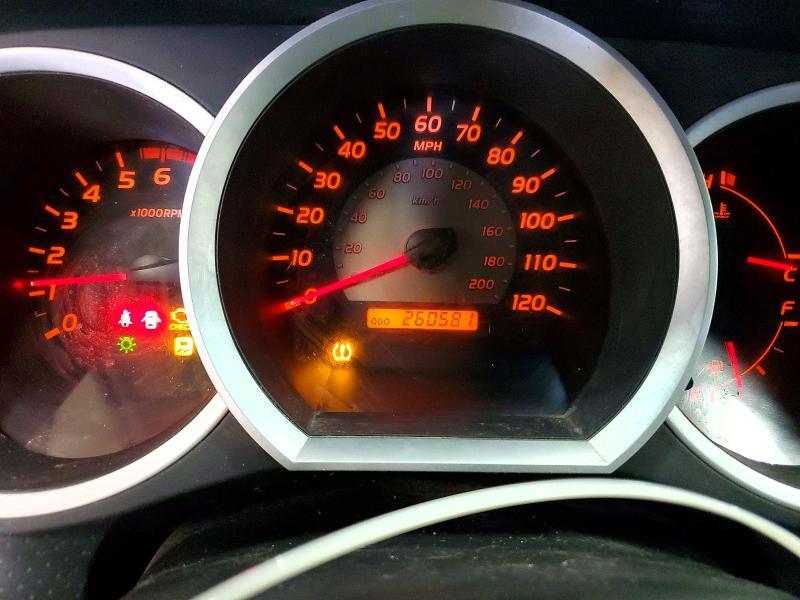 2010 TOYOTA TACOMA V6 — Фото 9 из 12