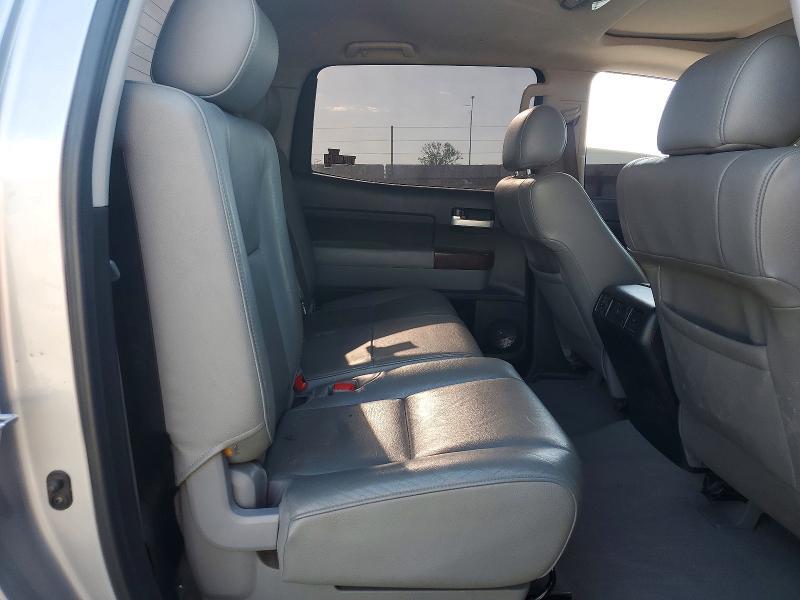 2011 TOYOTA TUNDRA CREWMAX LIMITED — Фото 10 из 12