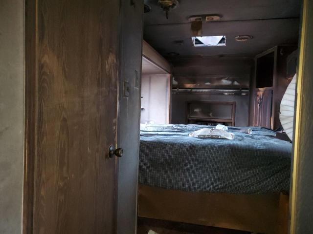 2004 KEYSTONE MOUNTAINEER CAMPER — Фото 5 из 10