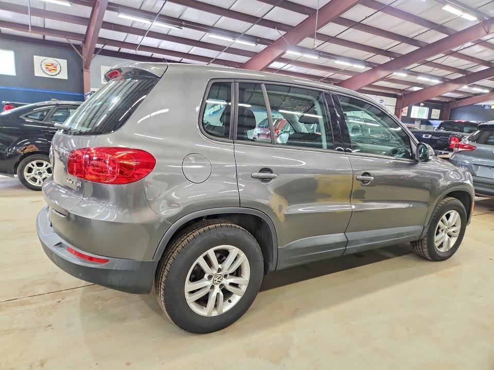 2013 VOLKSWAGEN TIGUAN S — Фото 3 из 13