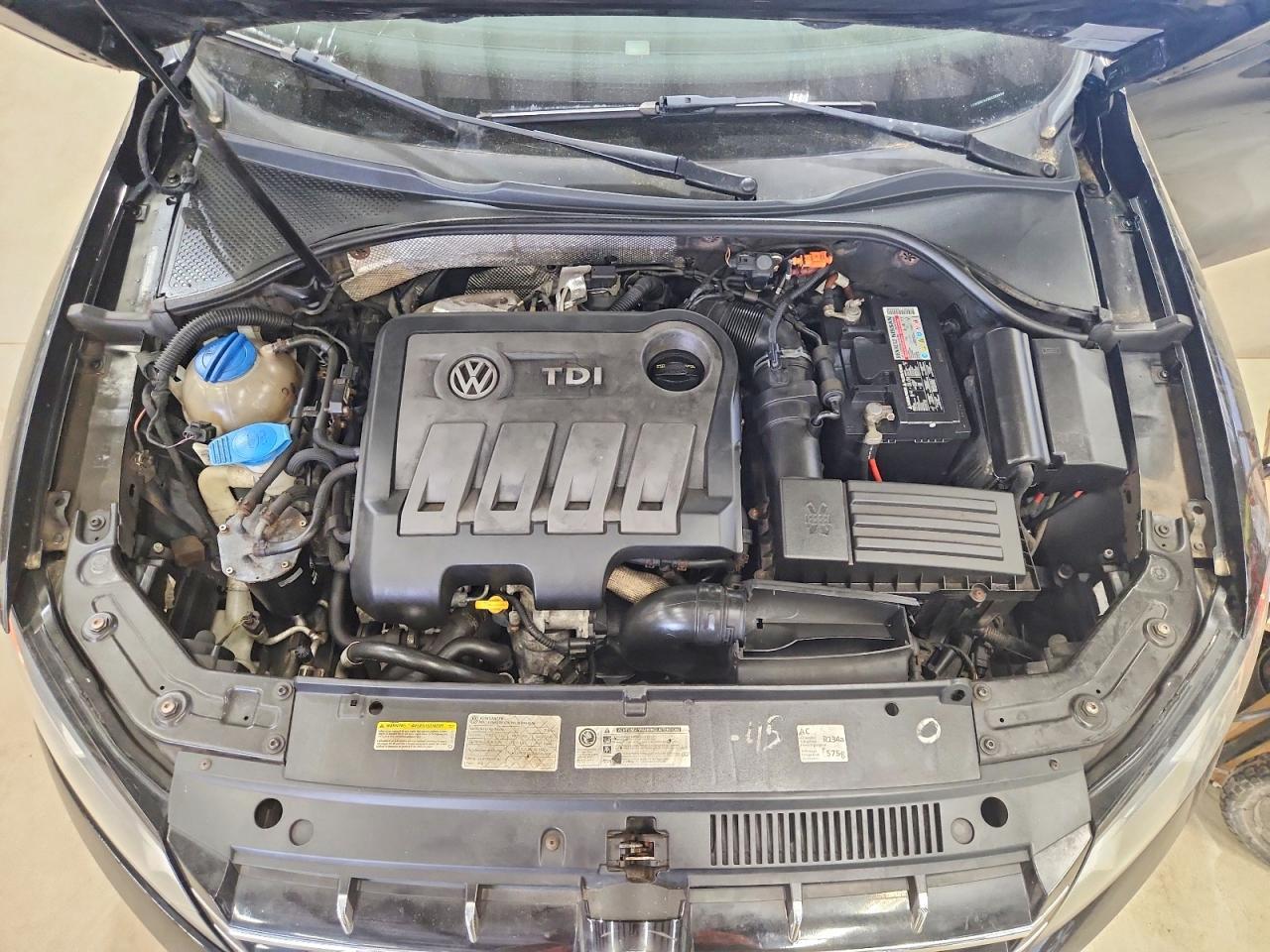 2014 VOLKSWAGEN PASSAT SE — Фото 11 из 12