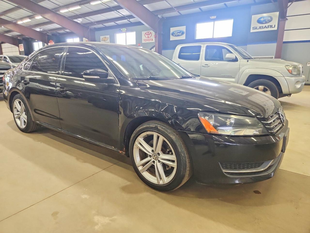 2014 VOLKSWAGEN PASSAT SE — Фото 4 из 12
