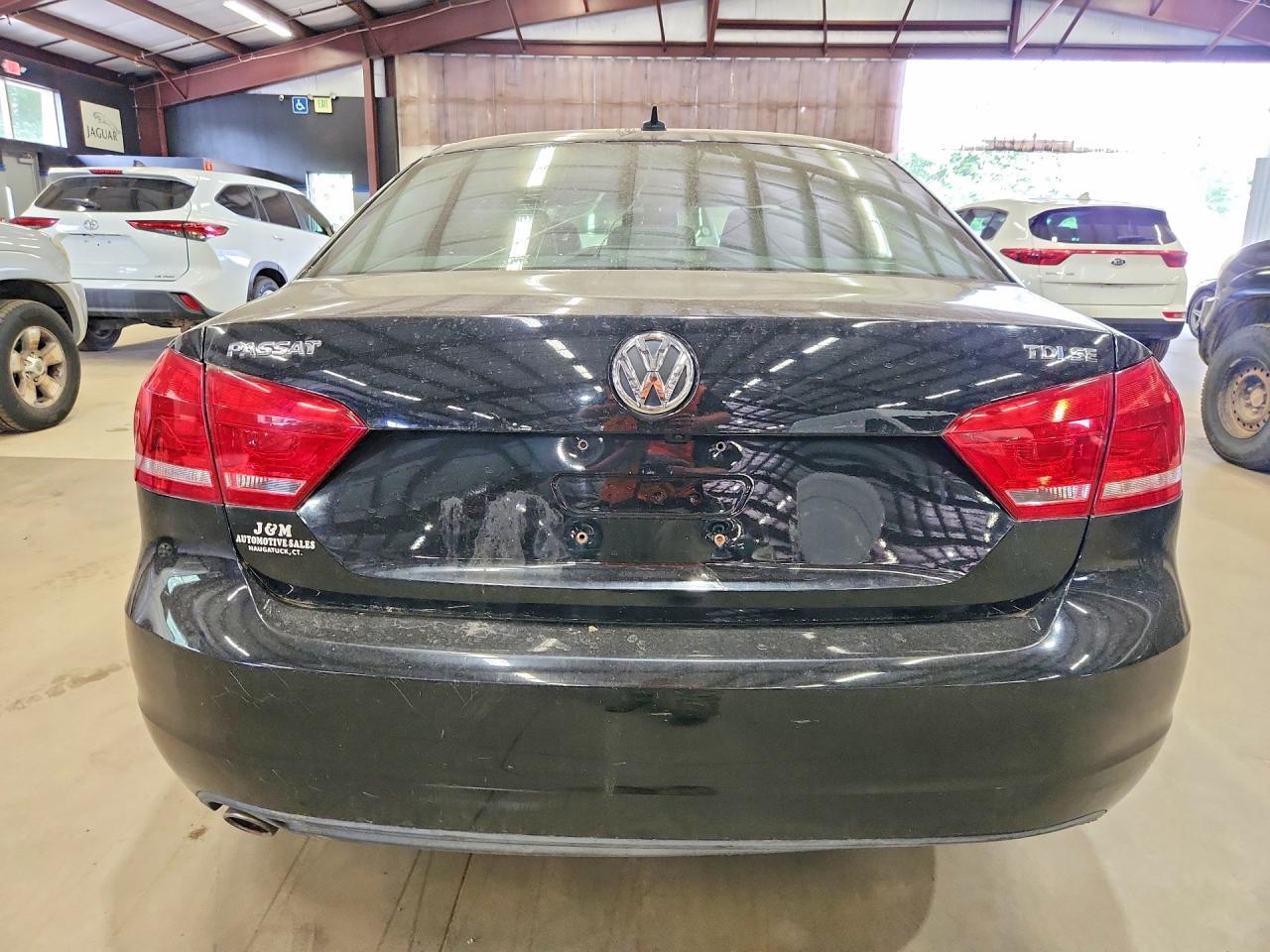 2014 VOLKSWAGEN PASSAT SE — Фото 6 из 12