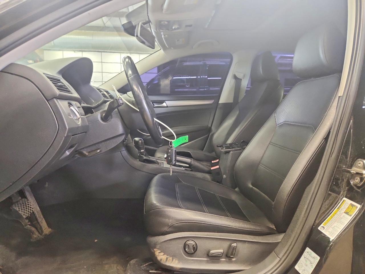2014 VOLKSWAGEN PASSAT SE — Фото 7 из 12