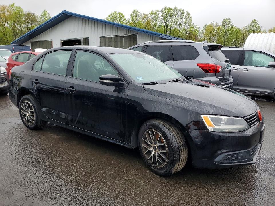 2014 VOLKSWAGEN JETTA SE — Фото 4 из 12