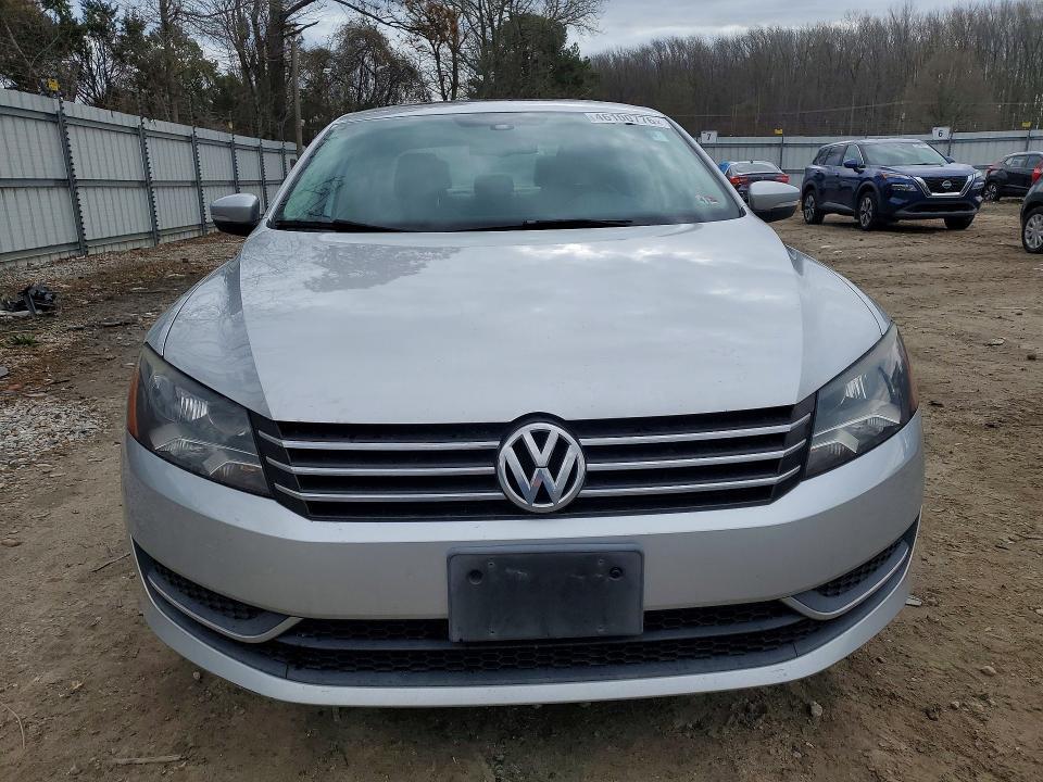 2014 VOLKSWAGEN PASSAT SE — Фото 5 из 12