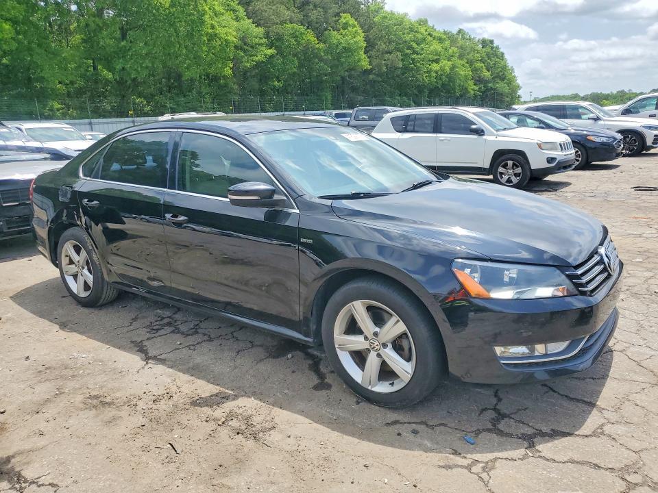 2015 VOLKSWAGEN PASSAT S — Фото 4 из 12