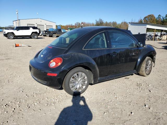 2010 VOLKSWAGEN NEW BEETLE — Фото 3 из 12