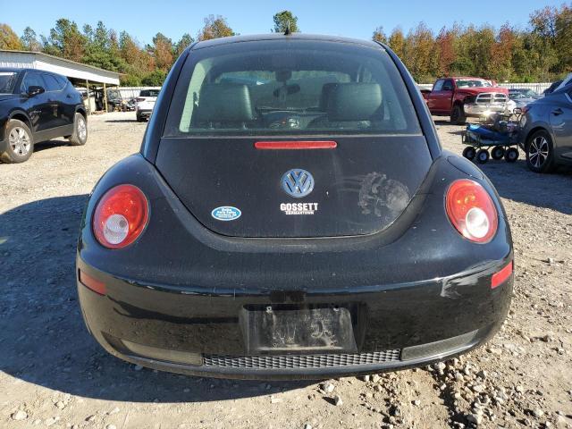 2010 VOLKSWAGEN NEW BEETLE — Фото 6 из 12
