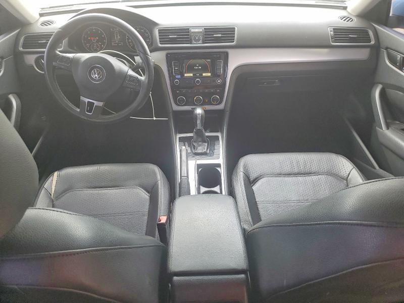 2012 VOLKSWAGEN PASSAT SE — Фото 8 из 12