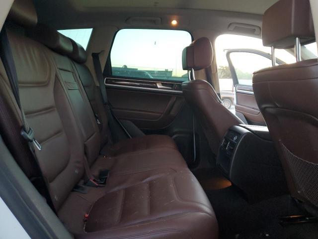 2014 VOLKSWAGEN TOUAREG V6 TDI — Фото 11 из 13