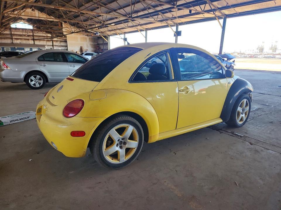 2002 VOLKSWAGEN NEW BEETLE GLS — Фото 3 из 12