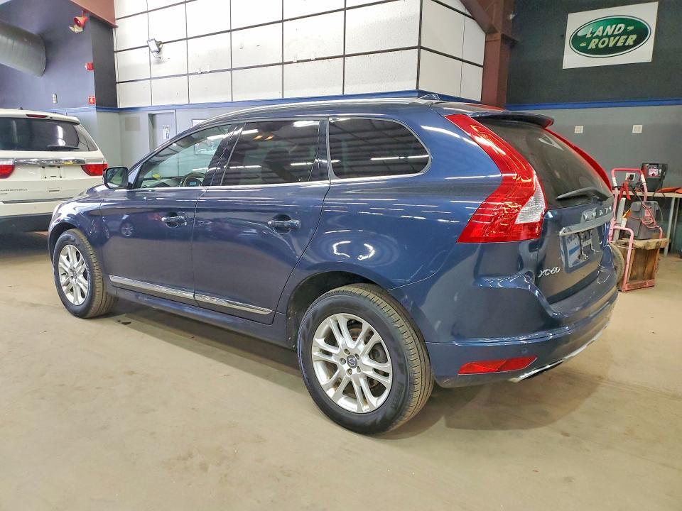 2015 VOLVO XC60 T5 PREMIER — Фото 2 из 13