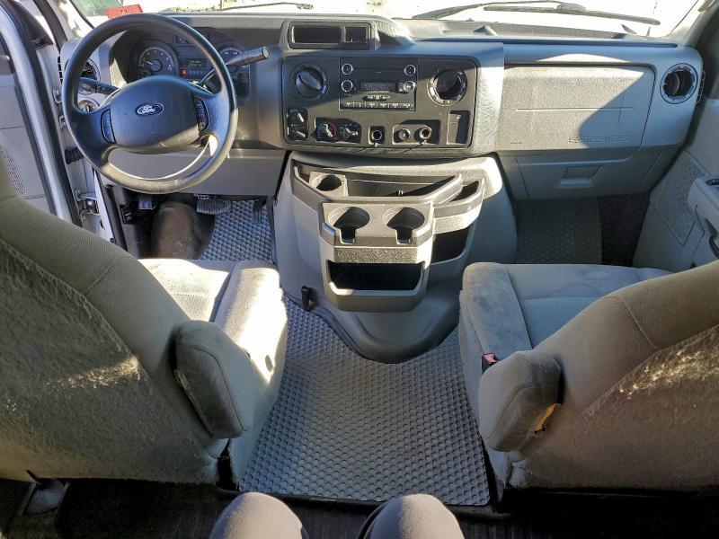 2014 FORD ECONOLINE E350 SUPER DUTY WAGON — Фото 8 из 13