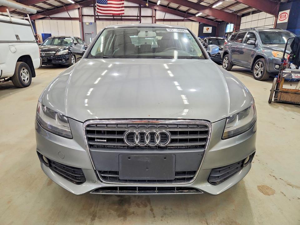 2010 AUDI A4 PREMIUM — Фото 5 из 12