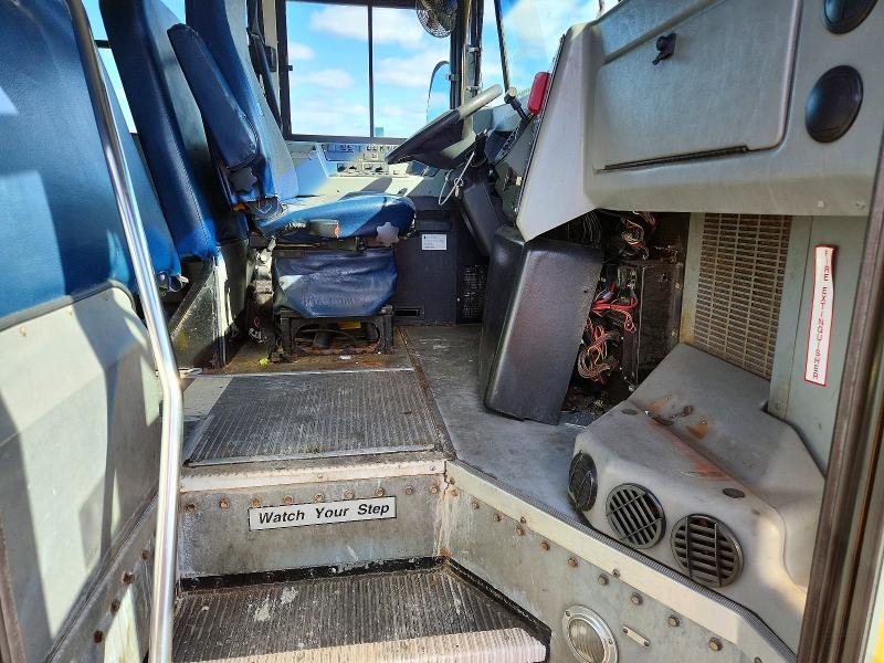 2009 BLUEBIRD VISION - SCHOOL BUS — Фото 5 из 10