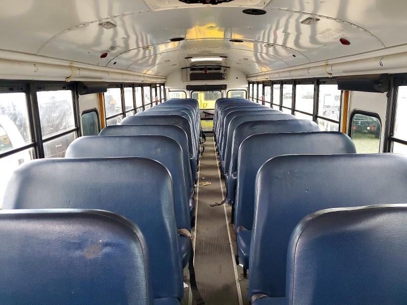 2009 BLUEBIRD SCHOOL BUS — Фото 6 из 10