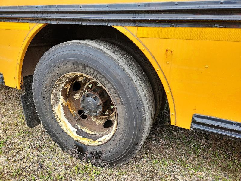 2009 BLUEBIRD VISION - SCHOOL BUS — Фото 9 из 10