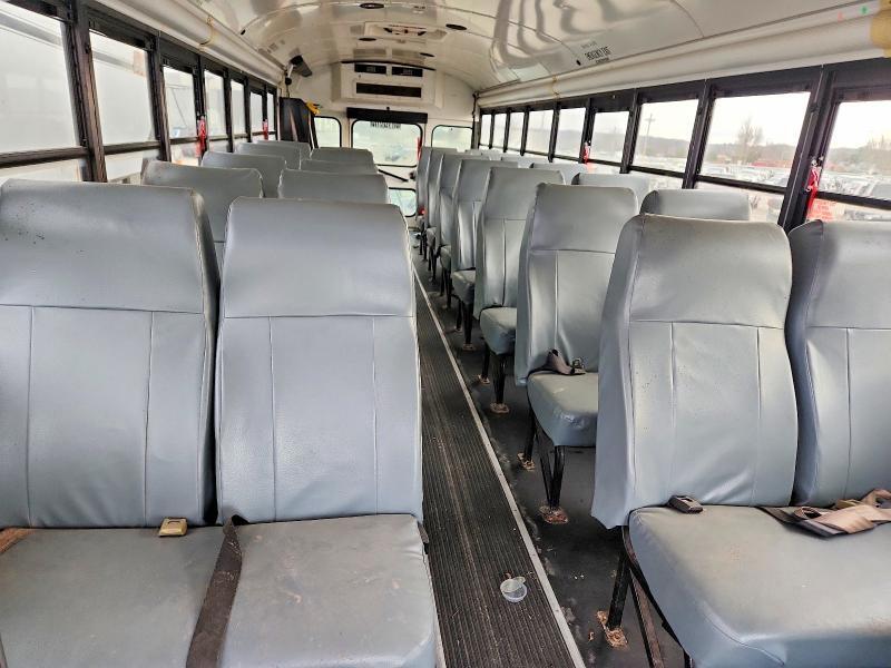 2014 BLUE BIRD SCHOOL BUS / TRANSIT BUS — Фото 6 из 10