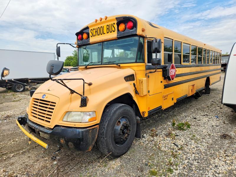 2012 BLUEBIRD VISION - SCHOOL BUS — Фото 2 из 10