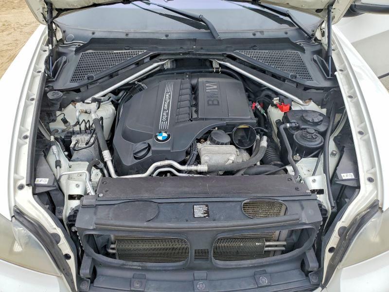 2012 BMW X5 XDRIVE35I — Фото 12 из 13