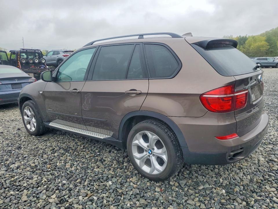 2012 BMW X5 XDRIVE50I — Фото 2 из 13