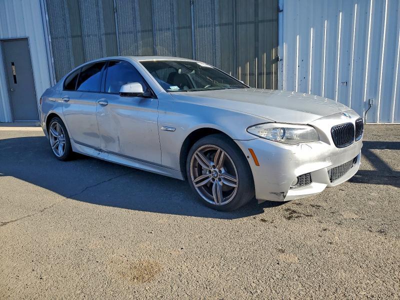 2013 BMW 550 XI — Фото 4 из 12
