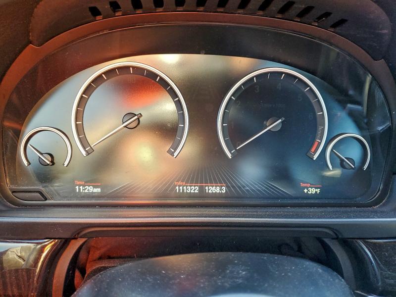 2013 BMW 550 XI — Фото 9 из 12