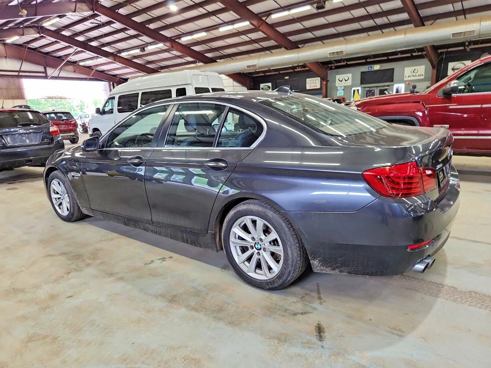 2015 BMW 528 XI — Фото 2 из 12