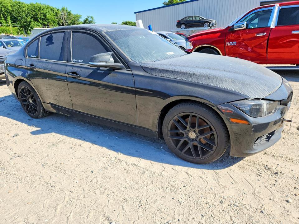 2014 BMW 320 I XDRIVE — Фото 4 из 12