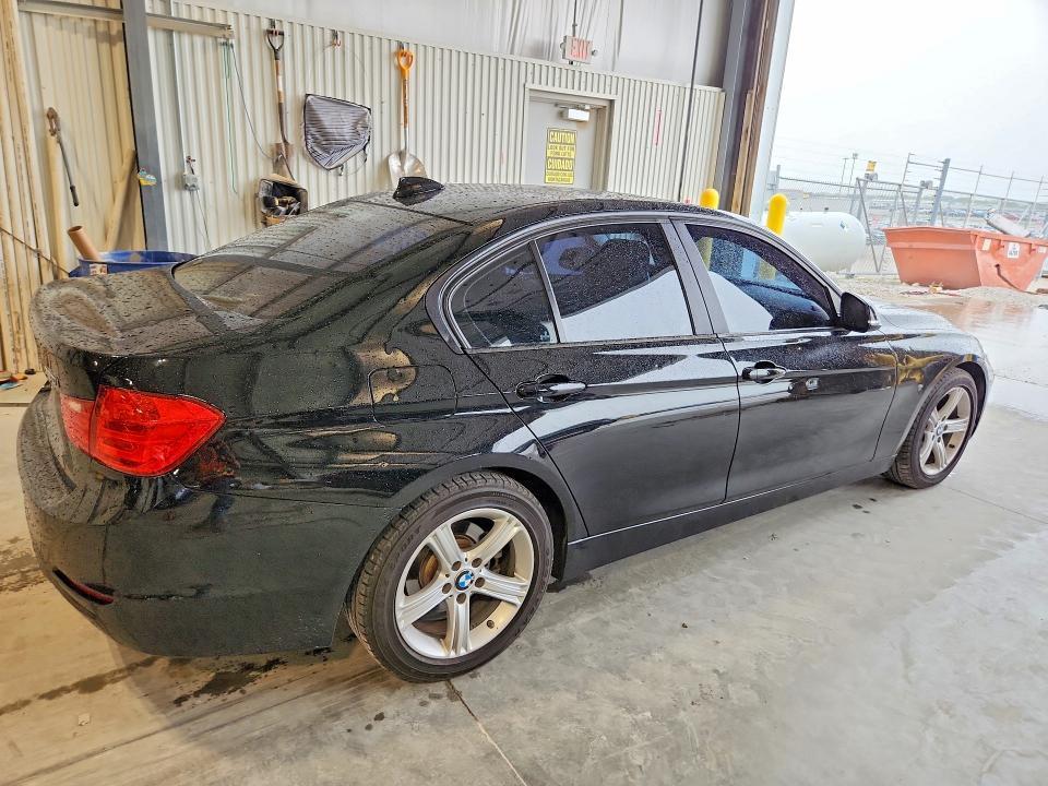 2014 BMW 320 I XDRIVE — Фото 3 из 12
