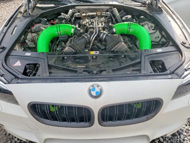 2013 BMW M5 — Фото 11 из 12