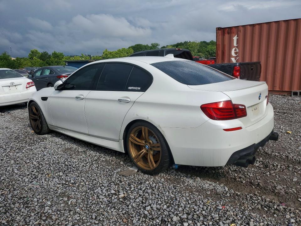 2013 BMW M5 — Фото 2 из 12