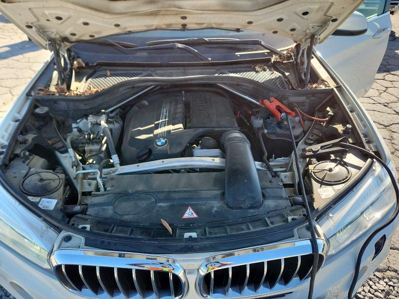 2015 BMW X5 XDRIVE35I — Фото 12 из 13