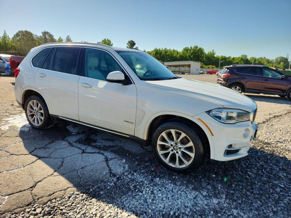 2015 BMW X5 XDRIVE35I — Фото 4 из 13