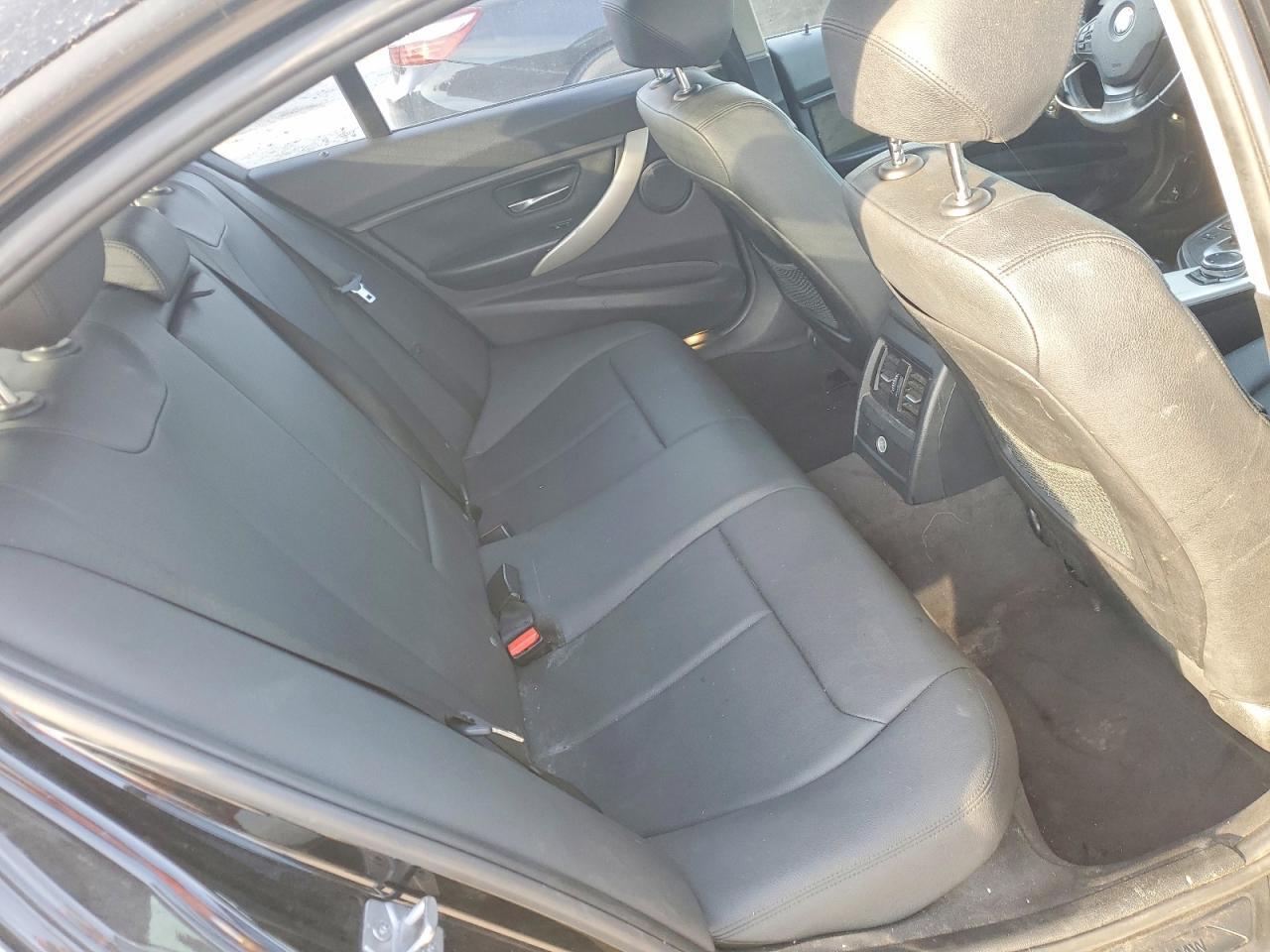 2014 BMW 320 I — Фото 10 из 12