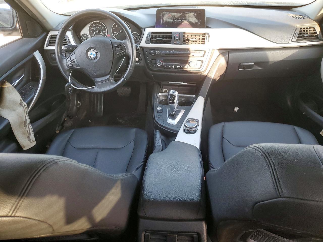 2014 BMW 320 I — Фото 8 из 12