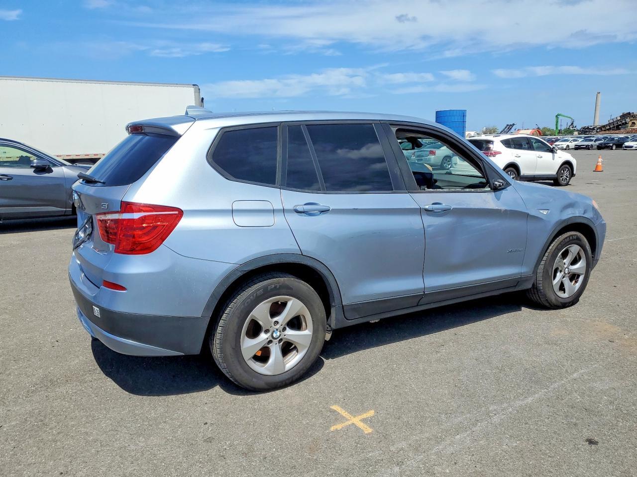 2012 BMW X3 XDRIVE28I — Фото 3 из 13