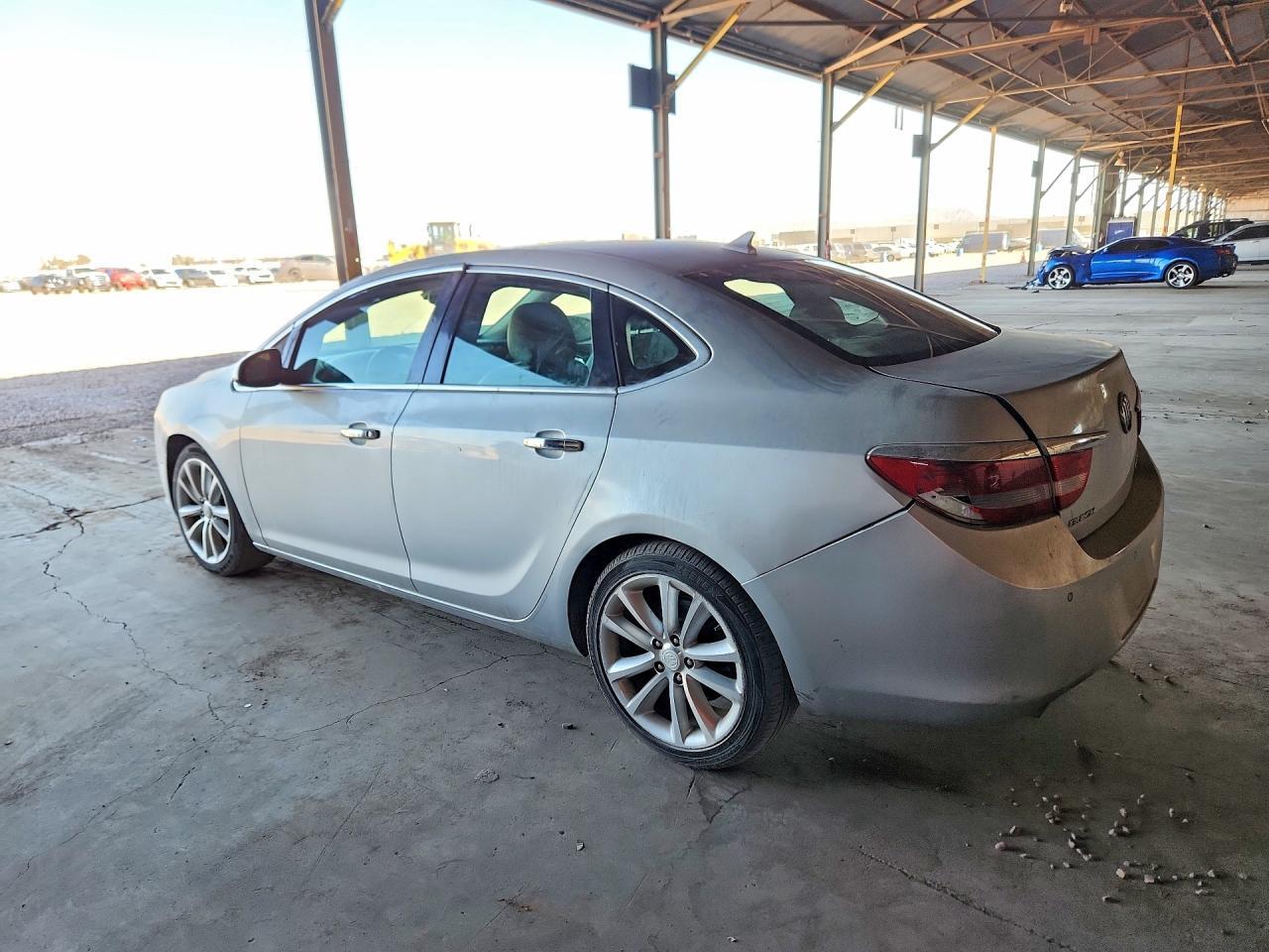 2013 BUICK VERANO CONVENIENCE — Фото 2 из 12