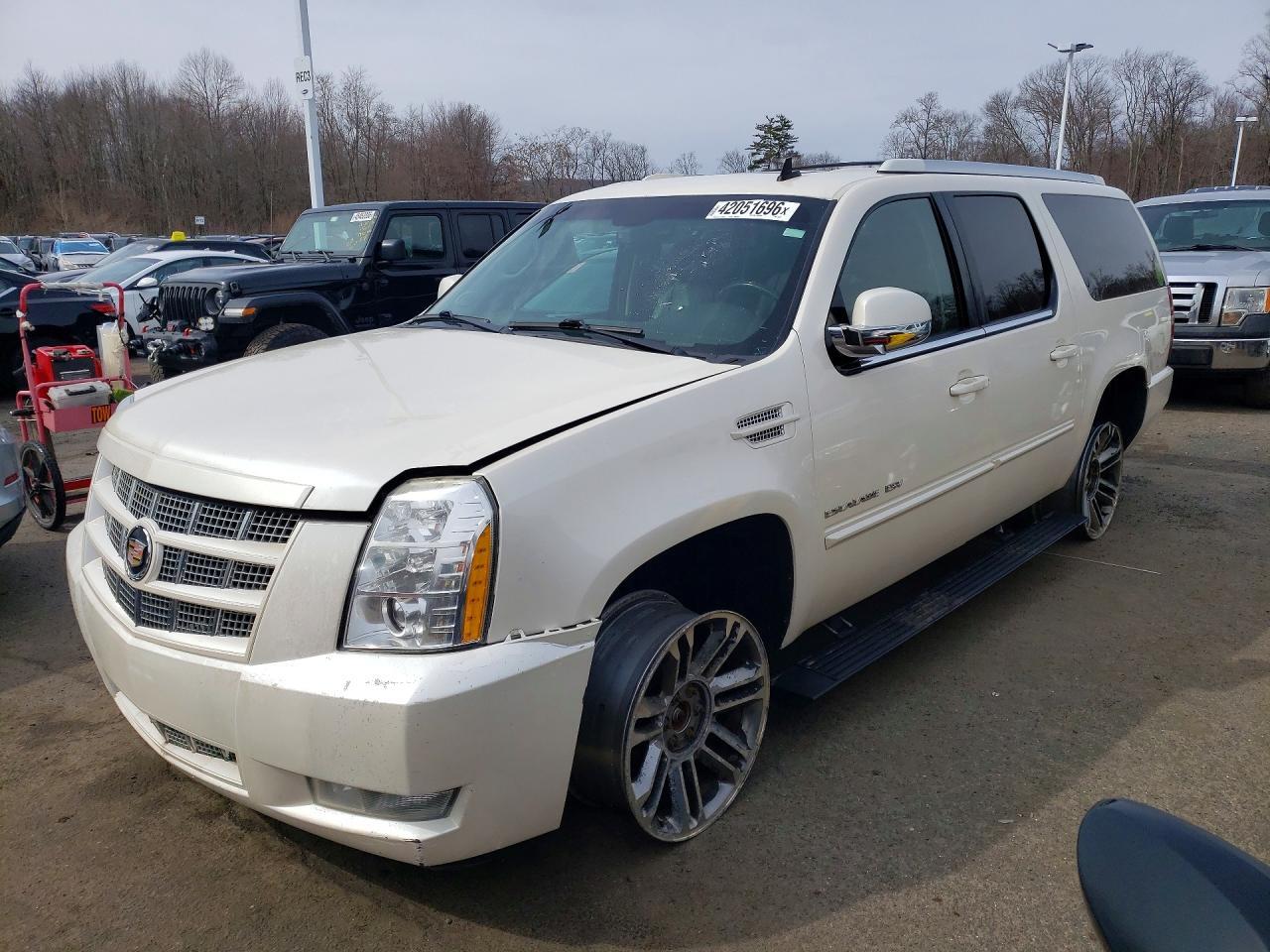 2013 CADILLAC ESCALADE
