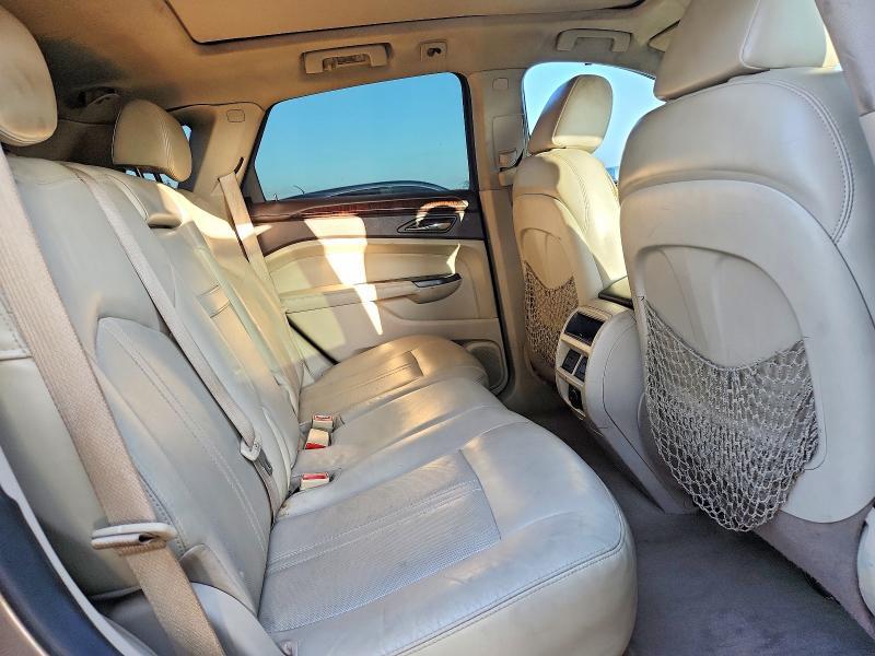 2012 CADI SRX LUXURY COLLECTION — Фото 11 из 13